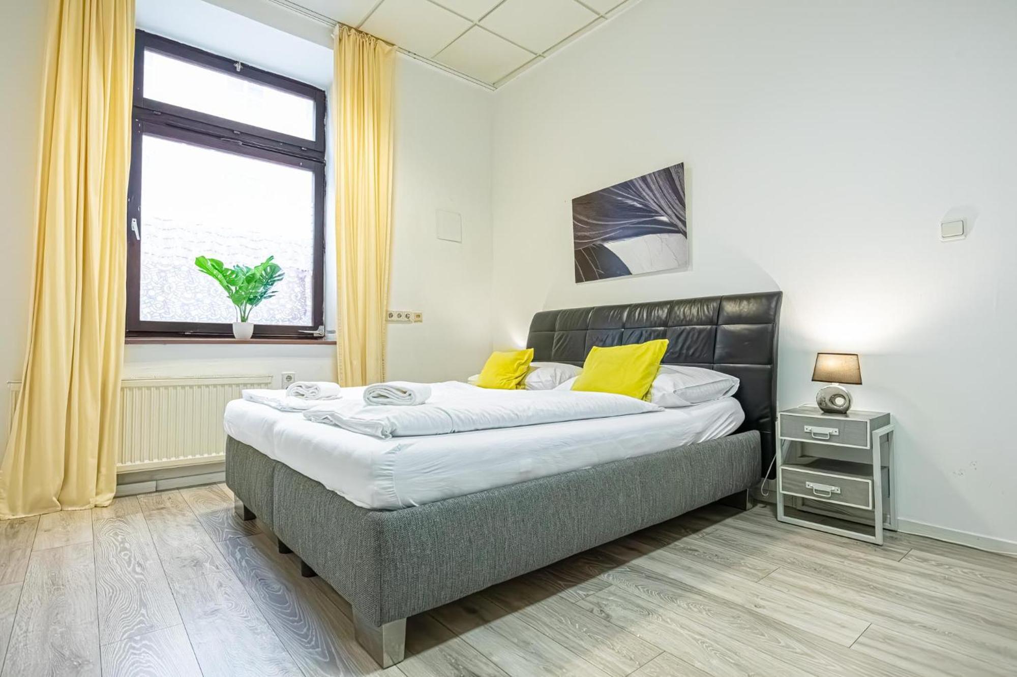 Modern Apartment Suitable For Longstays Wien Exteriör bild